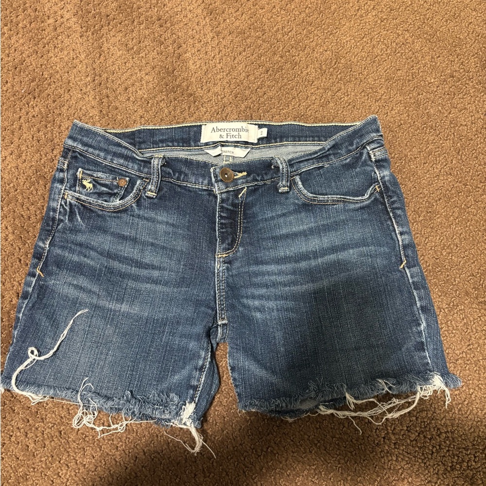 2000s Abercrombie & Fitch cut off shorts, Size 2, Low rise